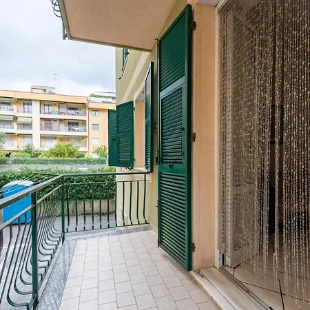 Joivy Cosy Flat With Parking In Apartamento Chiavari