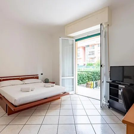 Joivy Cosy Flat With Parking In