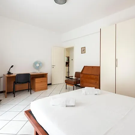 Joivy Cosy Flat With Parking In 基亚瓦里